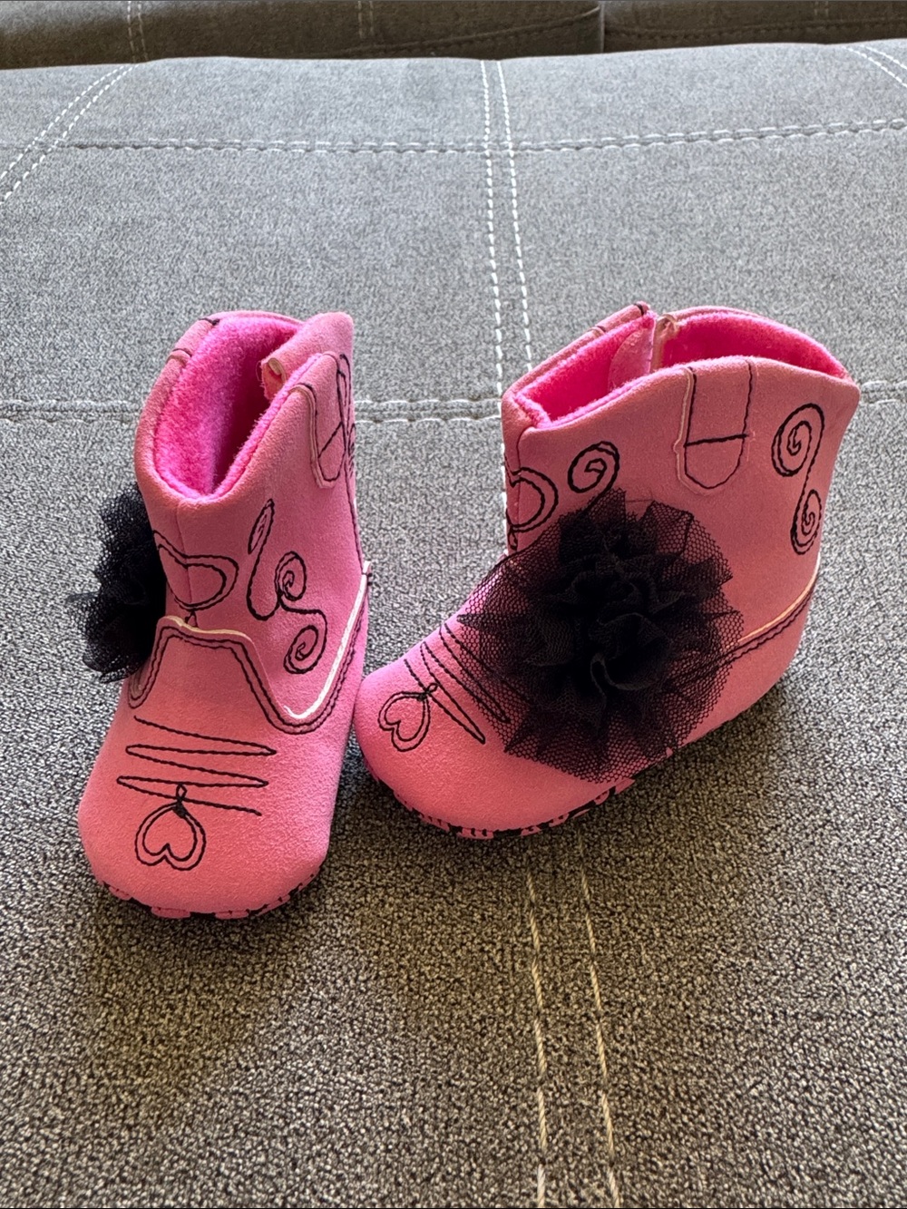baby essentials Baby Booties Pink & Black Baby 0-6M